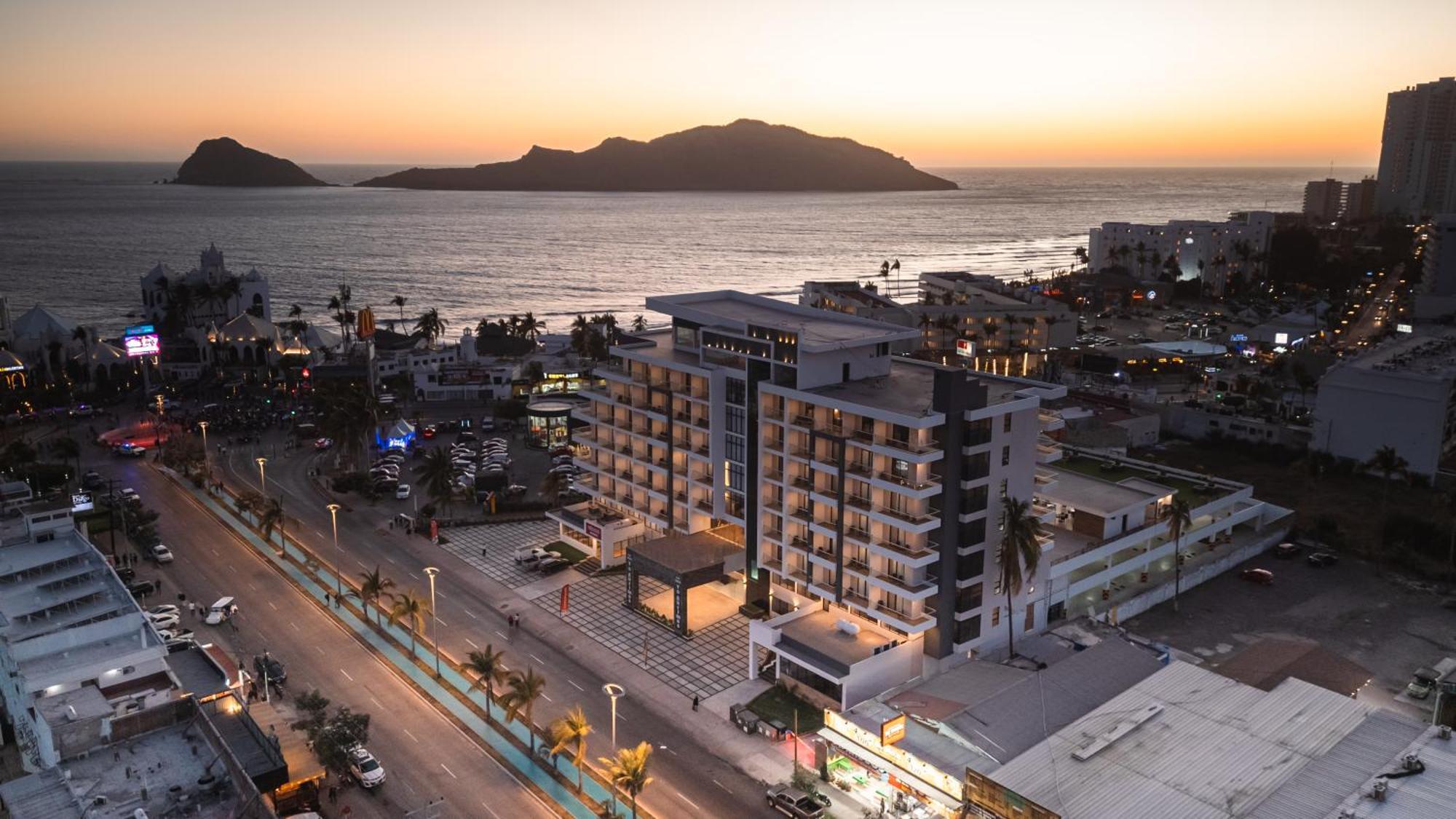 High Garden Grand Hotel Mazatlan Ngoại thất bức ảnh