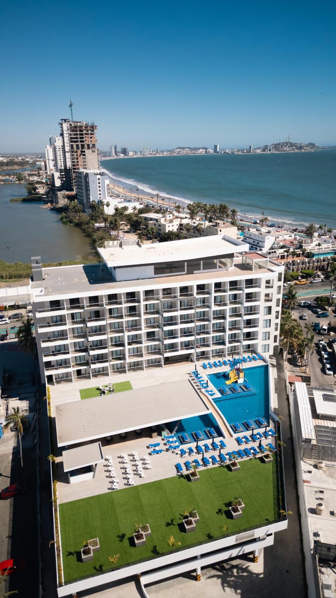 High Garden Grand Hotel Mazatlan Ngoại thất bức ảnh